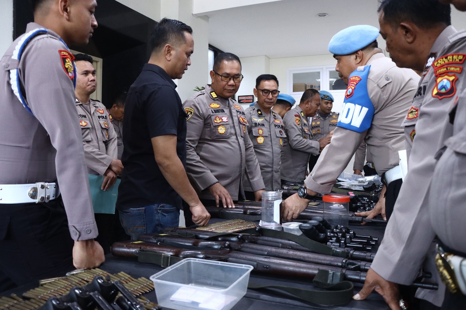 Polres Gresik Gelar Pengecekan Senjata Api Dinas, Pastikan Personel Tertib Administrasi